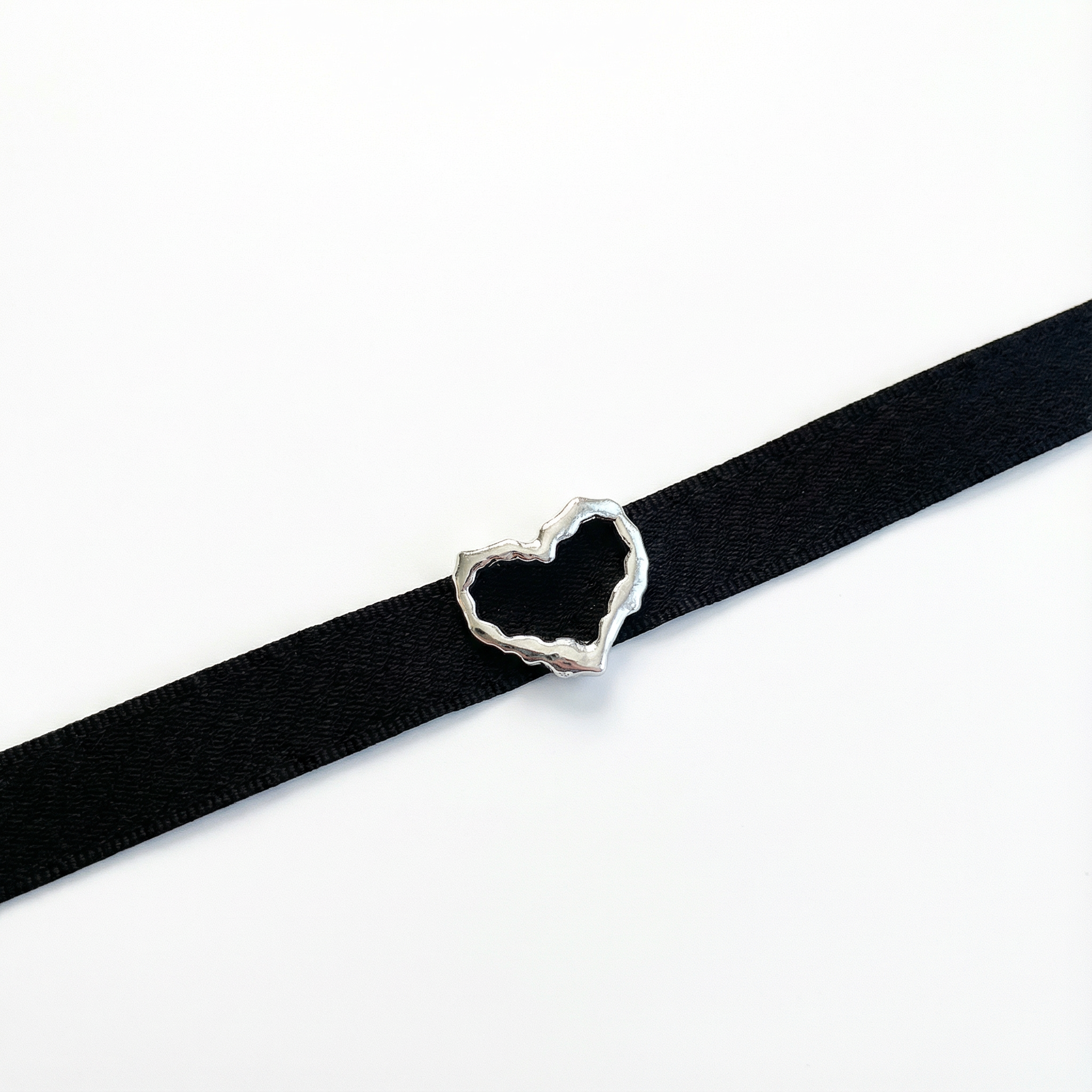 Haoto - Grace of the Queen (White Gold)