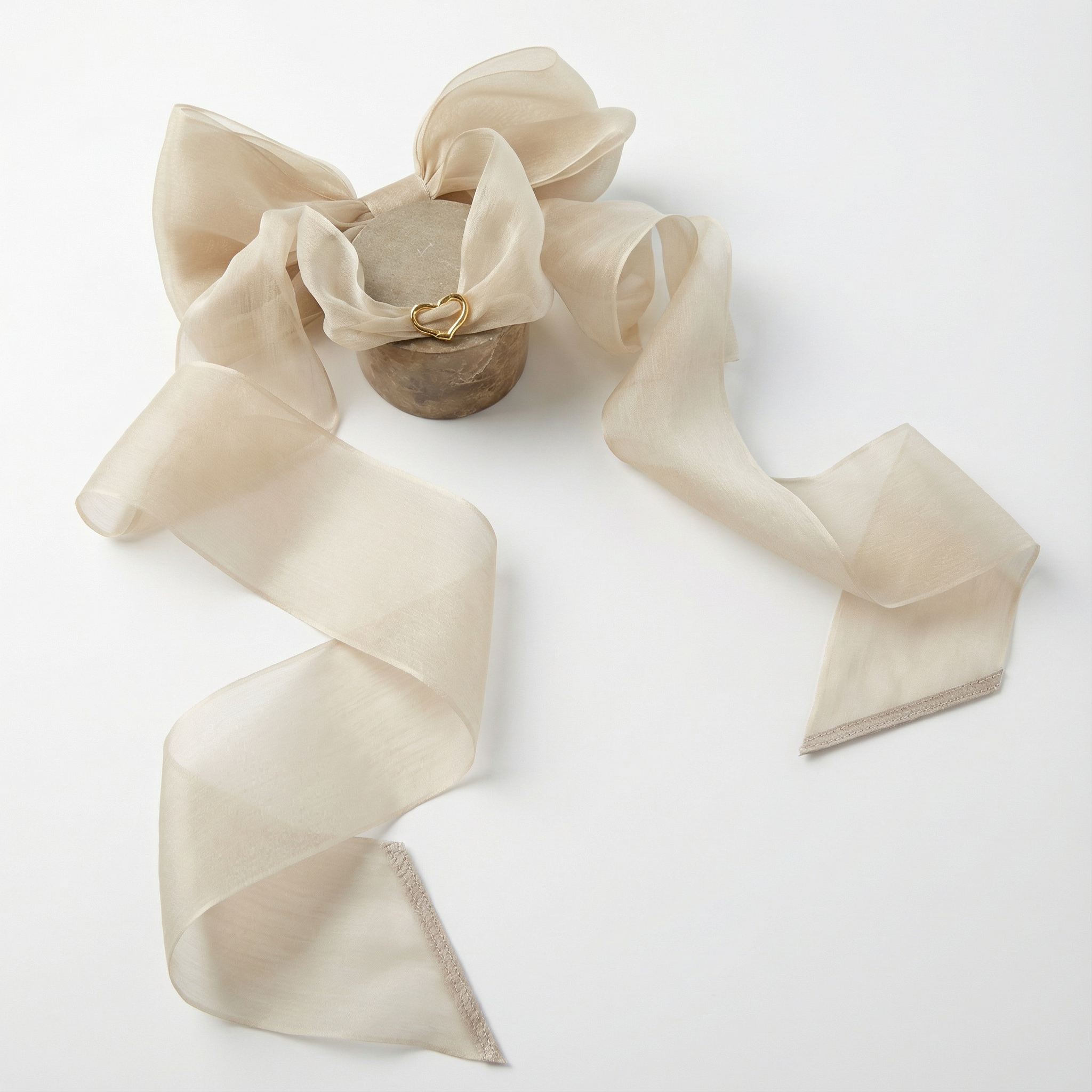 Haoto / Echoes of the Butterfly (18K/YG)