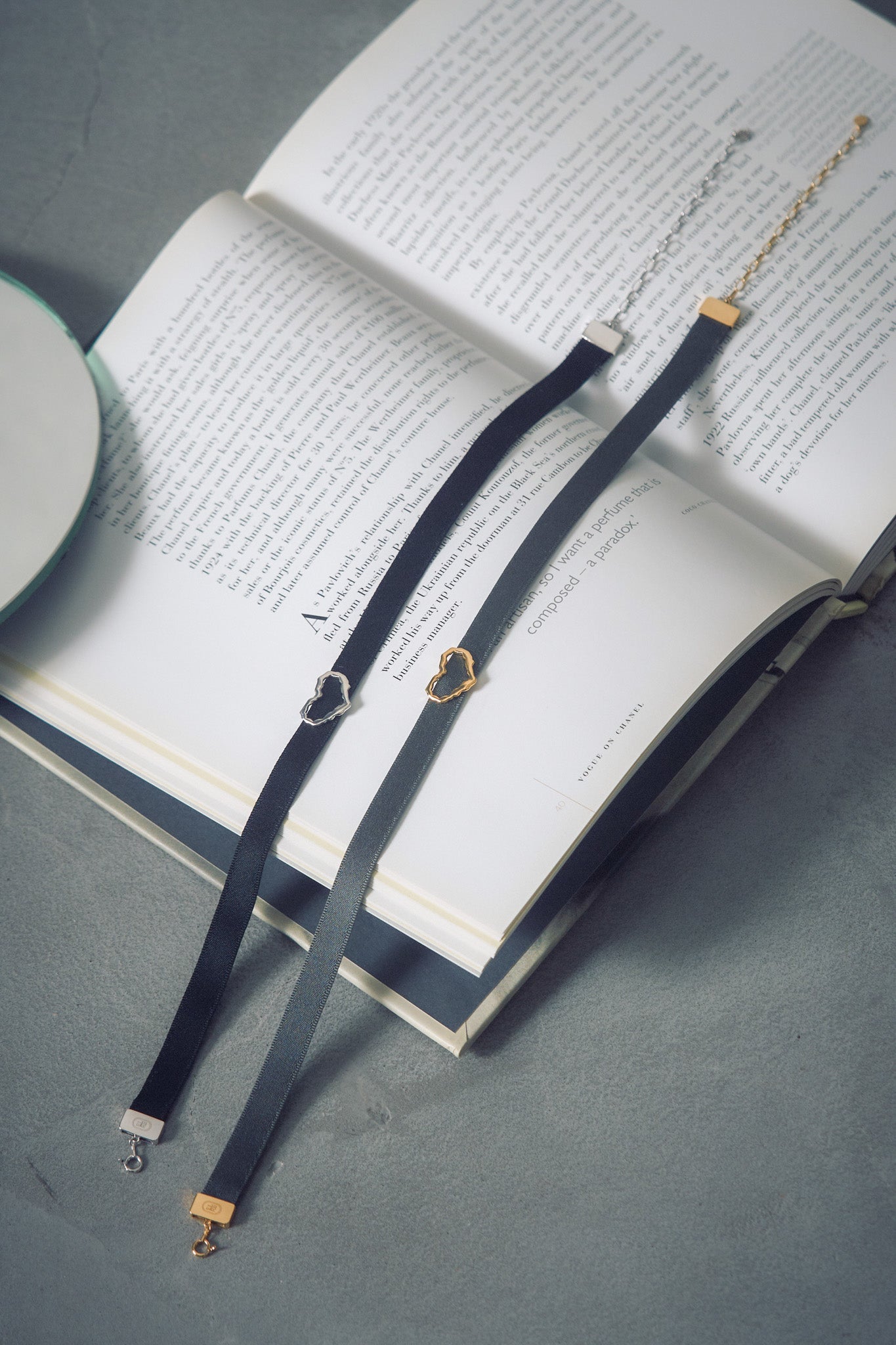 Haoto / Grace of the Queen (18K/WG)